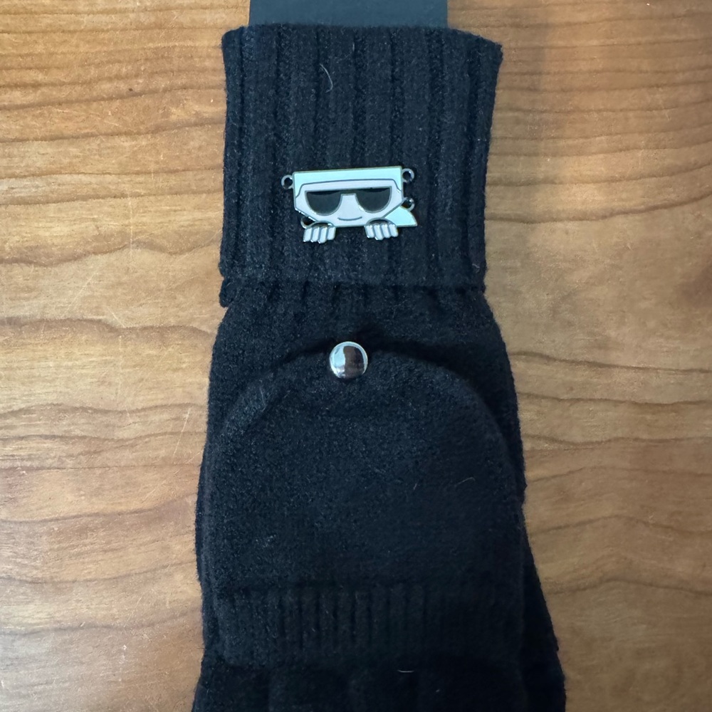 Karl Lagerfeld Black Knit Gloves